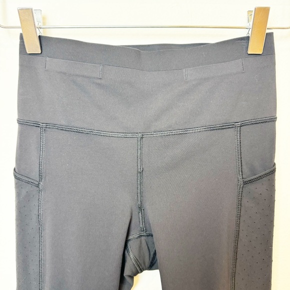 Lululemon | Mind Over Miles Crop Legging in Black 17" - Picture 8 of 14